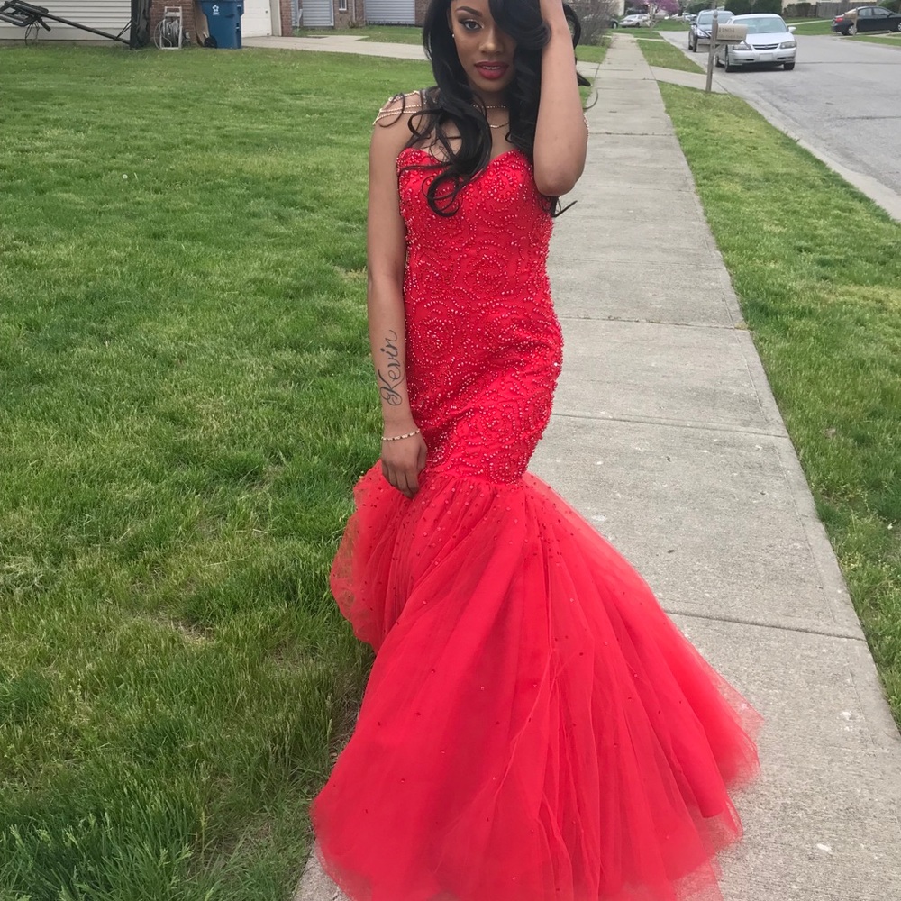 Prom Dress - Picture 5 of 6